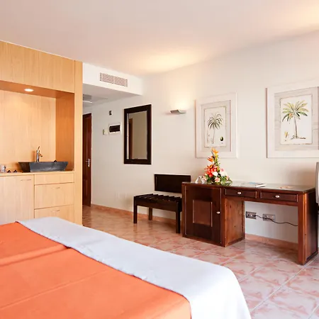 The Costa Taurito&aquapark 4*